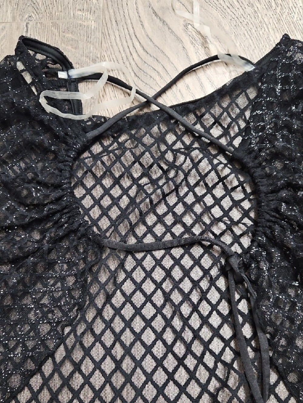 Black Long-Sleeve Lace Crop Top with Tie-Back - Picture 6 of 6